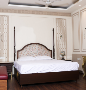Hotel-Bed